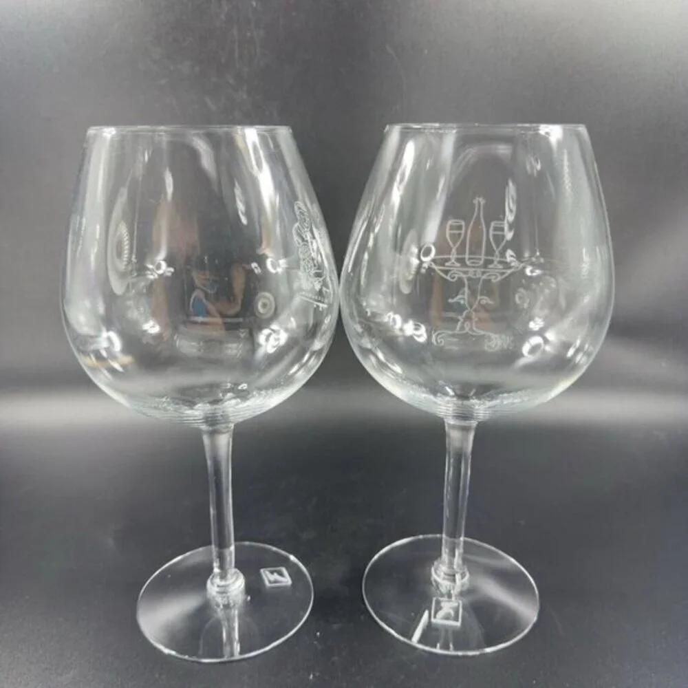 Robert Neubecker Flemings Signature Clear‎ Wine Glasses Cup Etched Barware Set 2